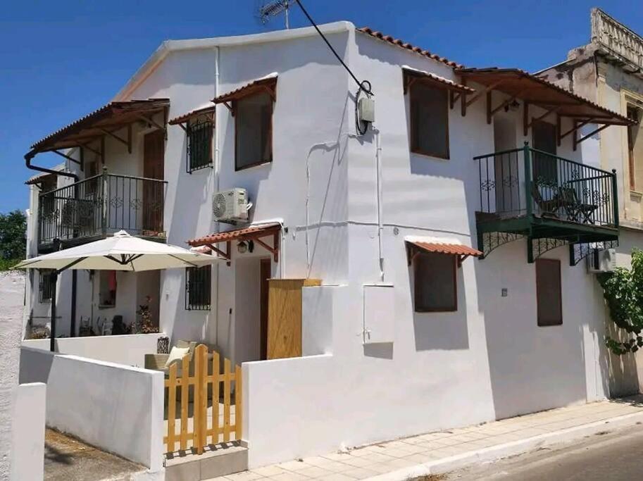 Villa Nikόla'S House Mourniaí Esterno foto